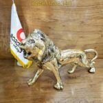 مجسمه شير برنزي متوسط